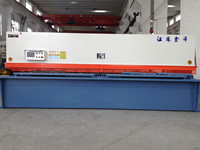8x4000摆式剪板机